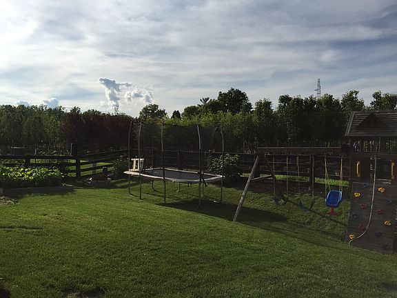 4th image of 516 Thistleview Dr