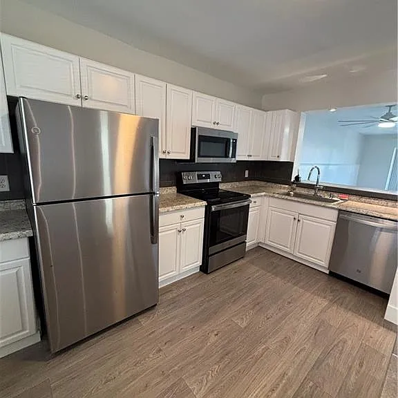 7800 Emerald Cir #B-104 — Photo 8