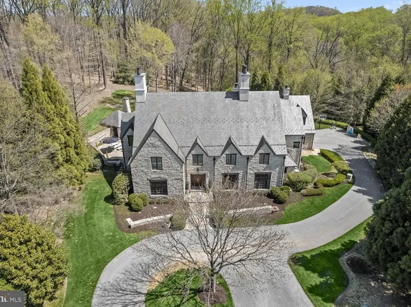 9 Saddlebrook Ln, Stevenson, MD 21153