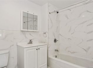 979 Summit Ave, Bronx, NY 10452