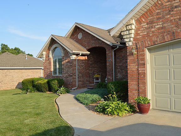 Front sidewalk 