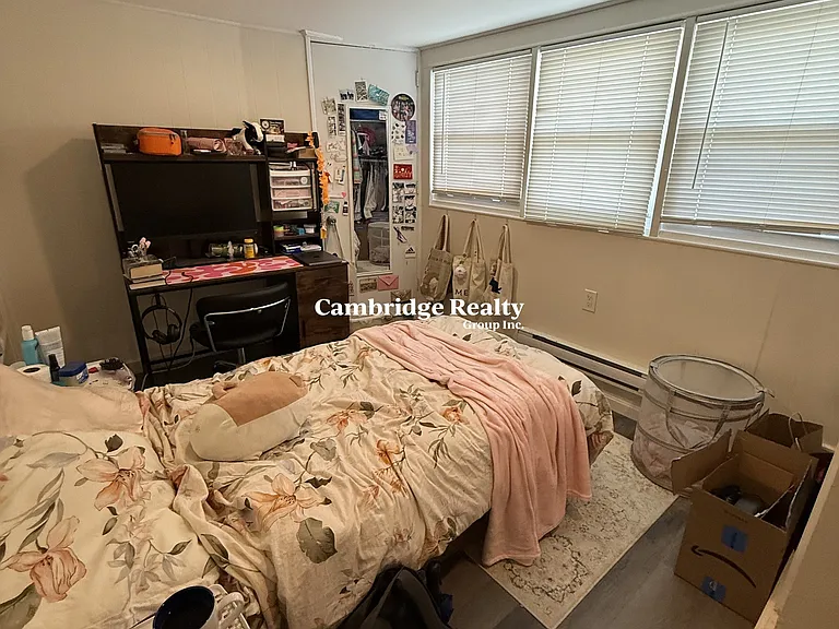 357-359 Cambridge St #3R — Photo 5