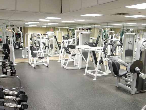 3rd image of 1530 Palisade Ave APT 31K