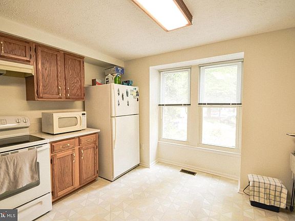 3rd image of 6028 Wild Ginger Ct
