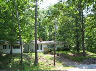 303 Woodland Hills Rd, Highland, AR 72542