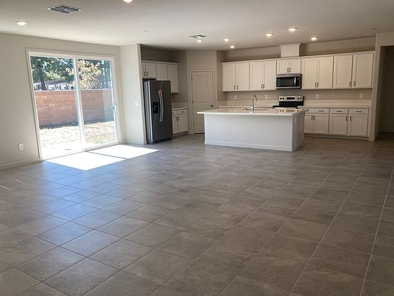 4th image of 5240 Kestrel St
