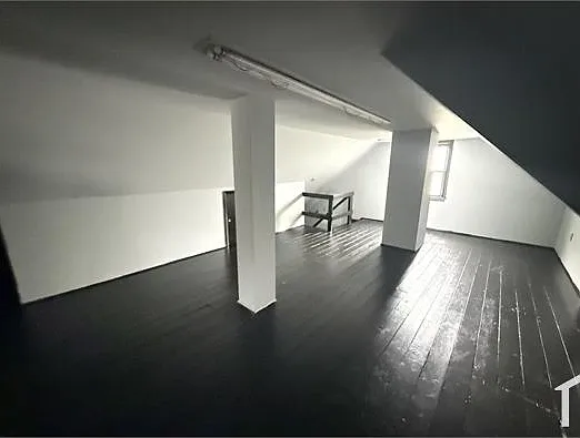 3 bed, 2000 sqft, $1,200 — Photo 2