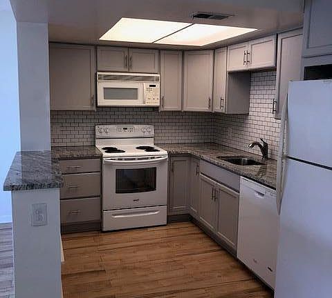 5th image of 140 Aquarius Way #13-D
