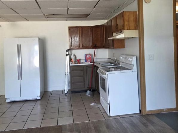 302 S 2nd St N #3