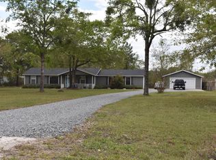 243 Sesame St, Middleburg, FL 32068