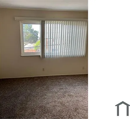 2905 Bona St #4 — Photo 7