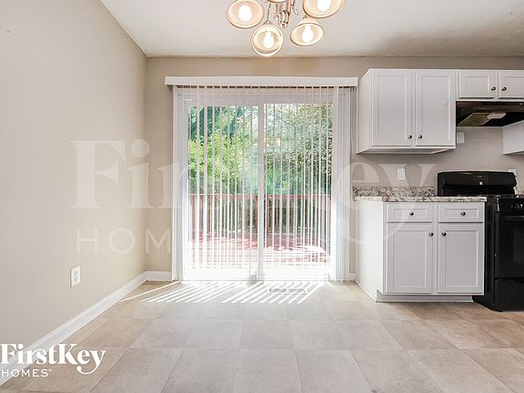 4th image of 3084 King Ct SE