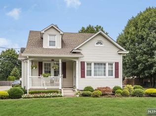 76 Weinmanns Blvd, Wayne, NJ 07470