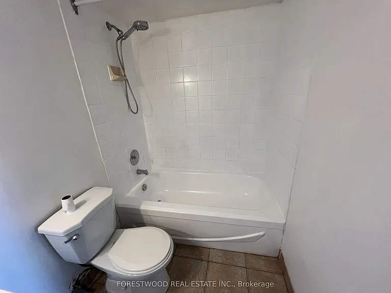 35 Trailwood Dr #711 — Photo 23