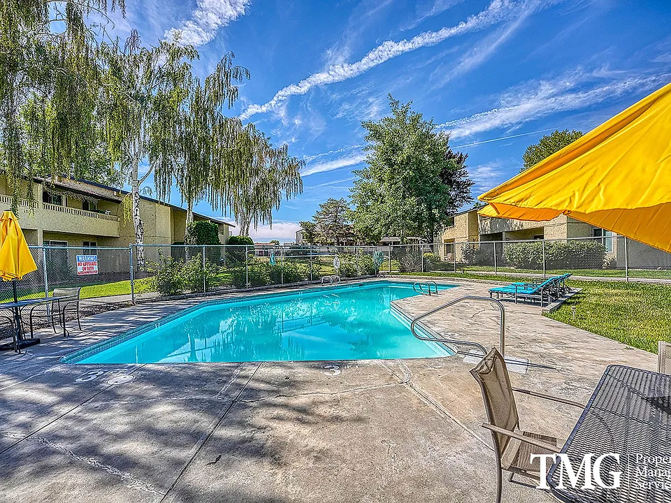 Pepper Tree Village Apartments