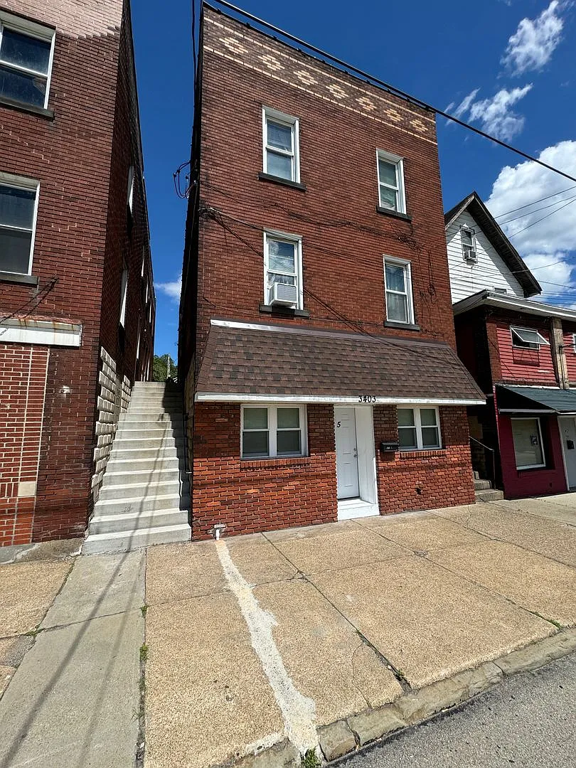 3403 Walnut Street — Photo 3