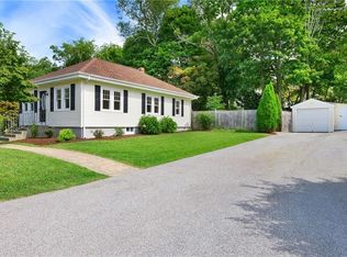 6 Hattie Ave, Smithfield, RI 02828