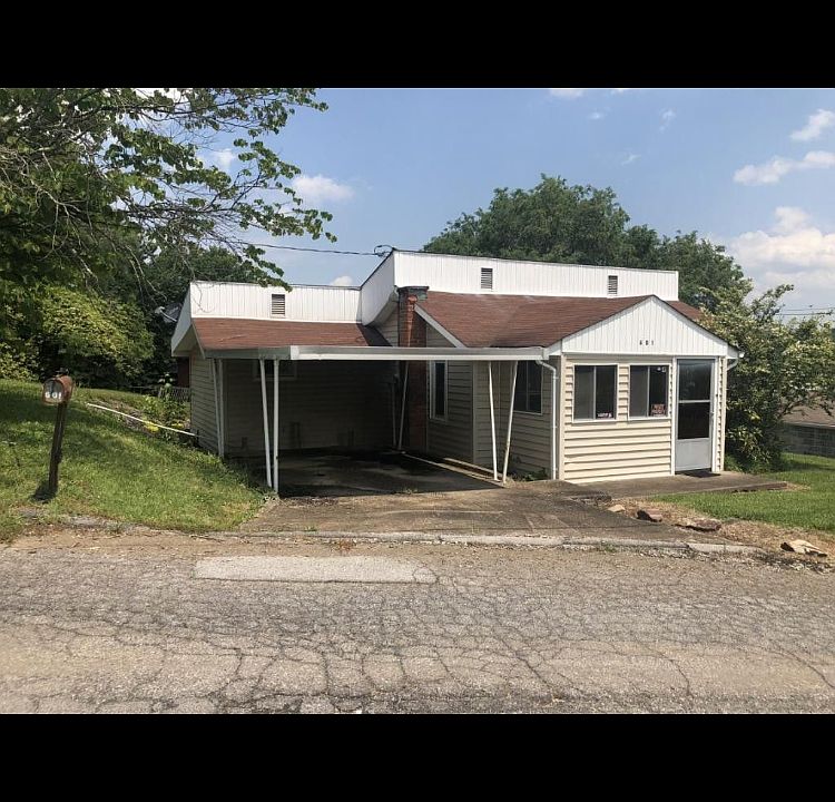 1st image of 601 Peach Orchard Dr