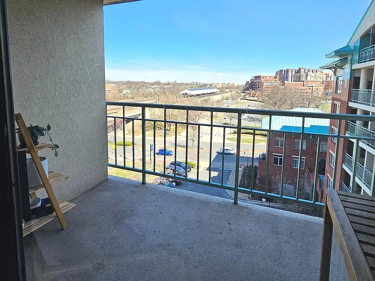 505 E Braddock Rd #608 — Photo 11