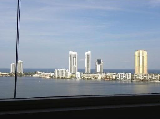 2nd image of 4000 Island Blvd #1806