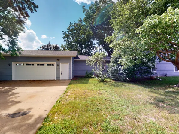 24063 3rd St, Trempealeau, WI 54661