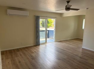 7702 Amberleaf Cir #4, Huntington Beach, CA 92648