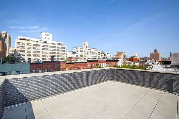 Rented by REAL New York | media 15