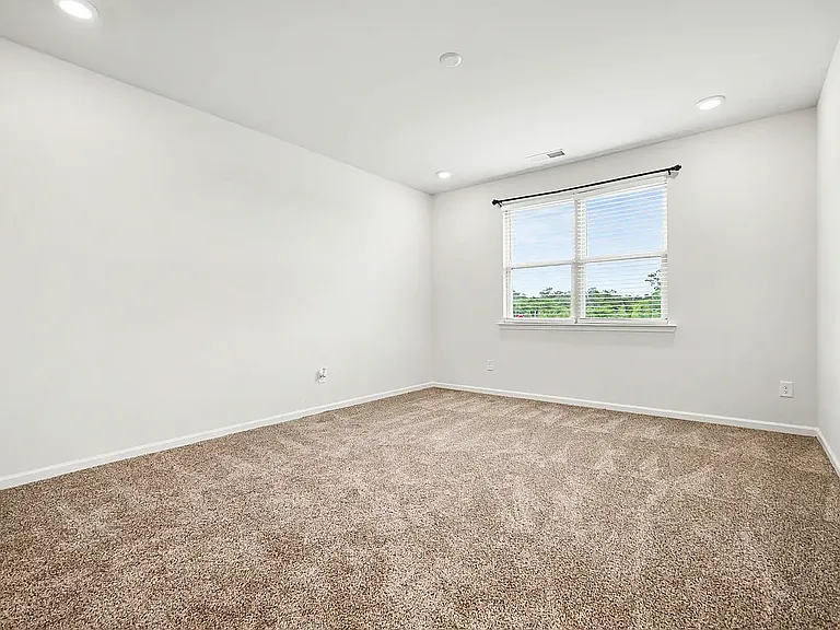 1007 Maylen Trce — Photo 28
