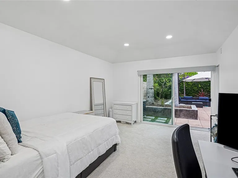 37 Shearwater Pl — Photo 14