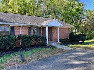 1440 5th St SW APT B, Charlottesville, VA 22902