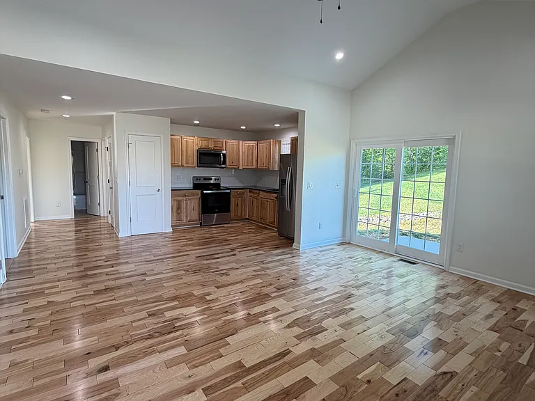 1334-1338 Magnolia Grove Rd — Photo 3