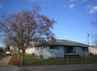 1203 E Hoffman Ave, Spokane, WA 99207