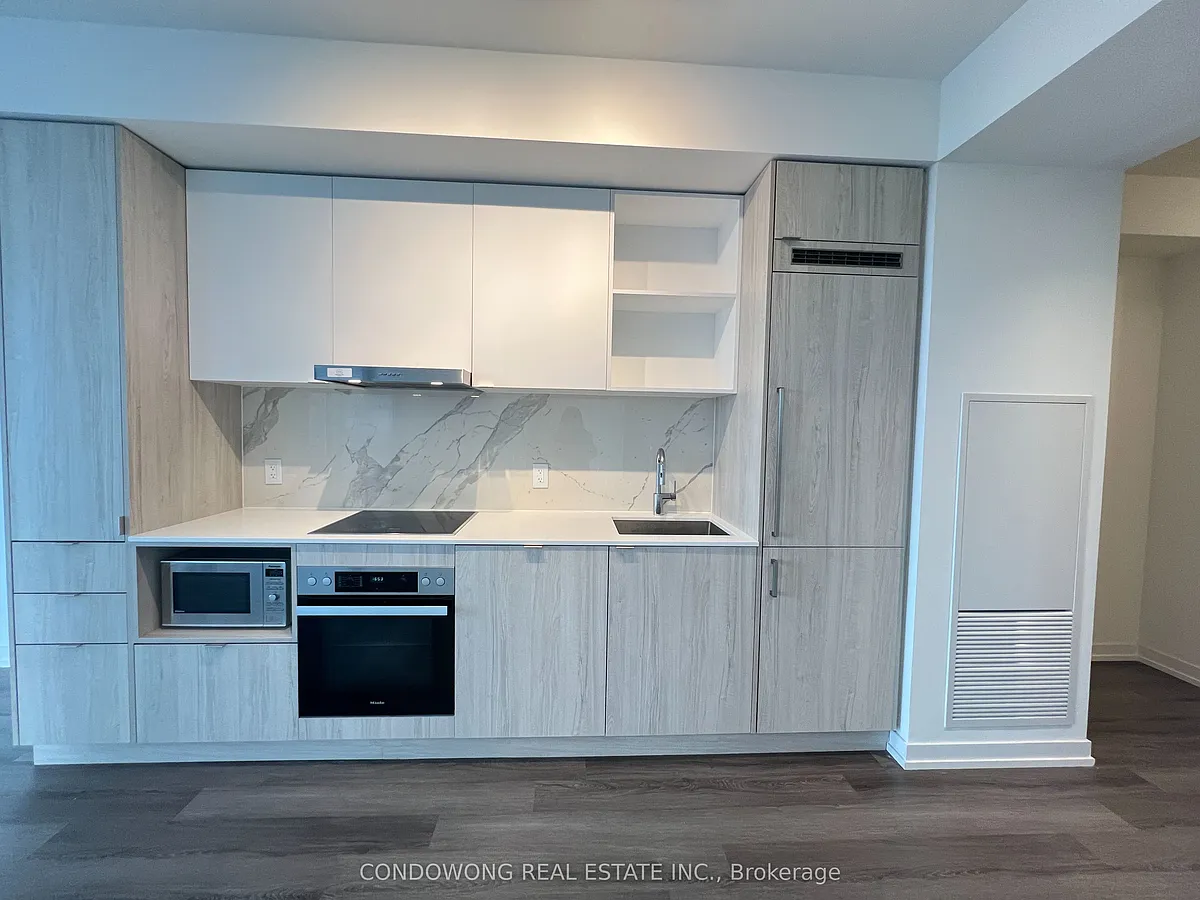Building Photo - 138 Downes St #6212
