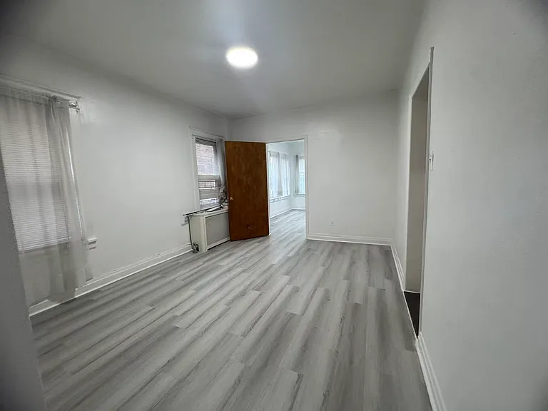 1619 Edison Ave #1 — Photo 4