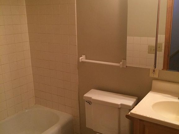 4th image of 708 27th Ave S APT 103