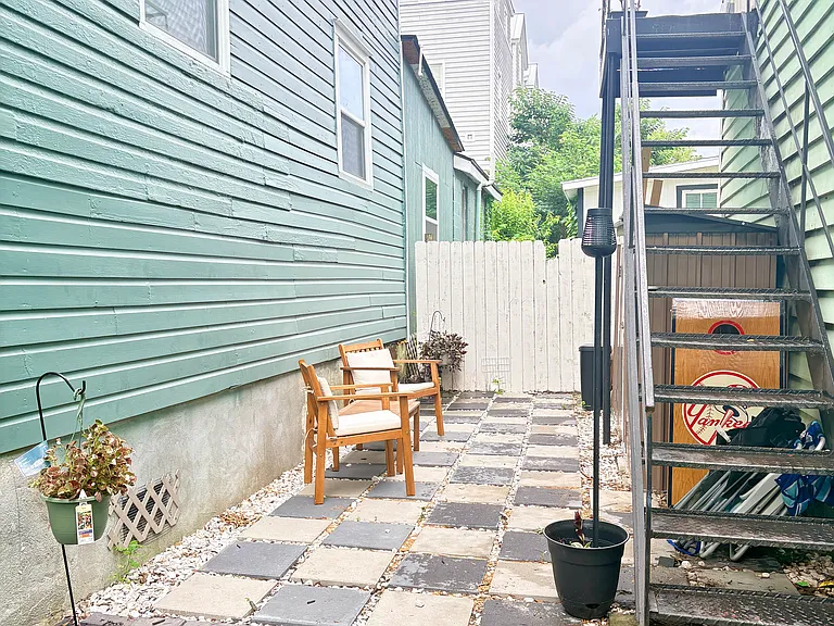 86 Columbus St #A — Photo 20