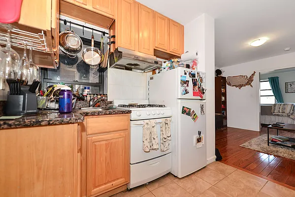 Rented by J Misrahi Realty Corp | media 15