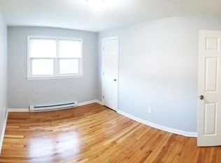 186 Sheffield Ln #2, Bristol, CT 06010