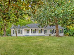 1605 Youngs Mill Rd, Greensboro, NC 27406