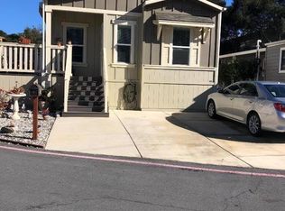 17779 Vierra Canyon Rd SPC 24, Salinas, CA 93907