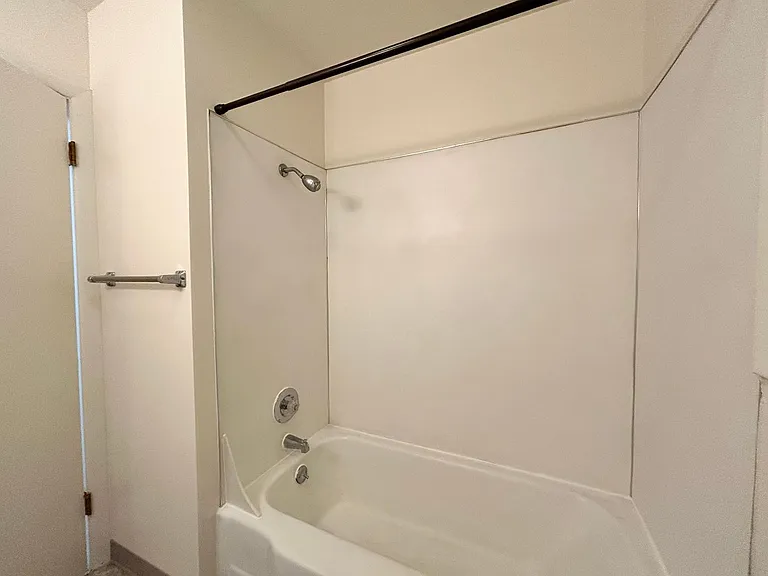 3753 SE Brooklyn St #&-3737 — Photo 26