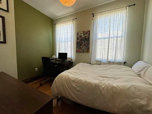 Rented by Rumah Realty Inc | media 5