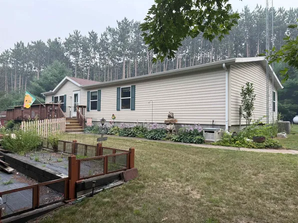 309 Ember Ct, Oxford, WI 53952