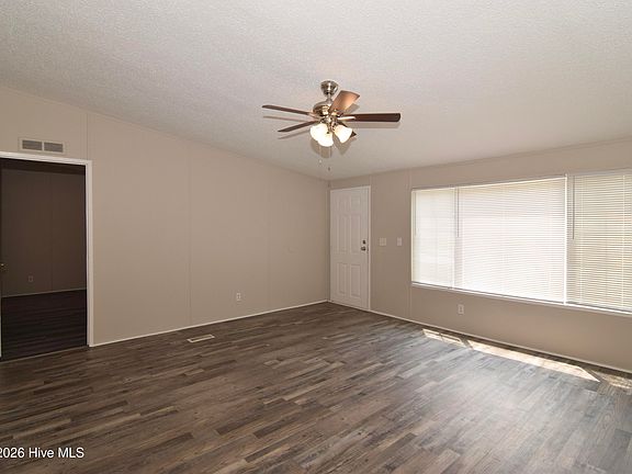 4th image of 3520 Jack Kelly Road