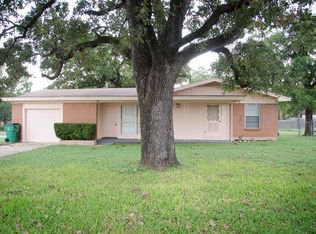 2006 Brazos Ave, Rockdale, TX 76567