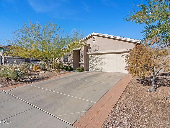 3rd image of 3766 W JACKSONVILLE Drive