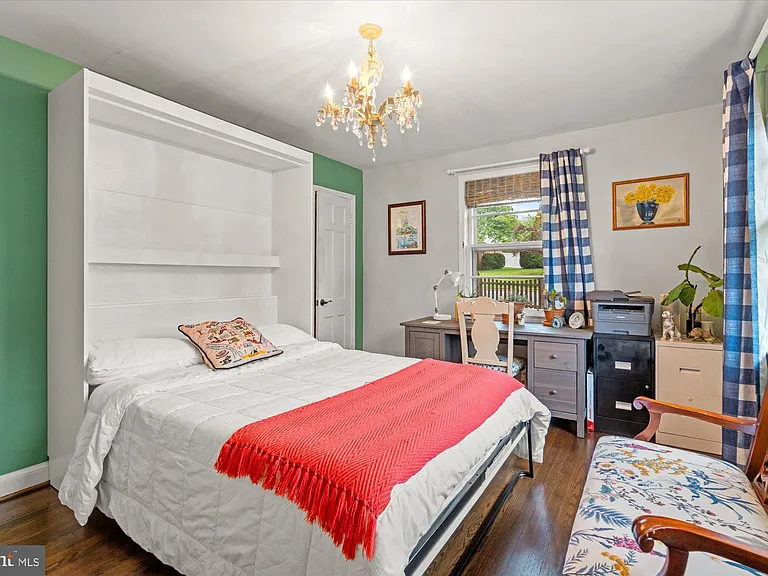 610 Crestwood Dr — Photo 18