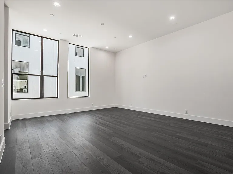 4322 Roseland Ave #3 — Photo 27