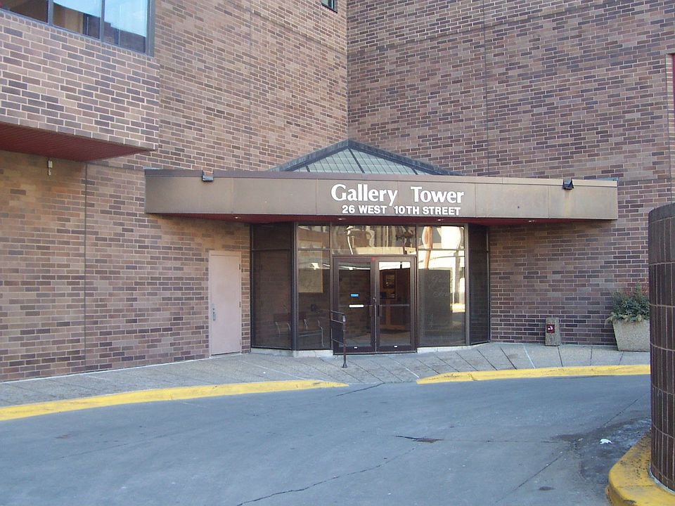 1st image of 26 10th St W Unit 307