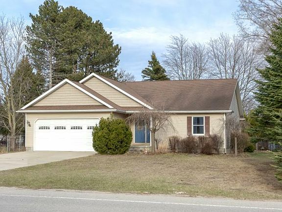 2nd image of 28 N Barrie Rd